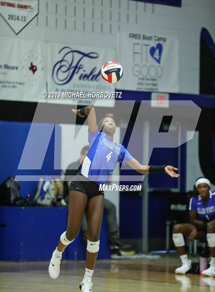 Thumbnail 1 in Flower Mound @ Plano West photogallery.