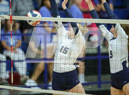 Thumbnail 2 in Flower Mound @ Plano West photogallery.