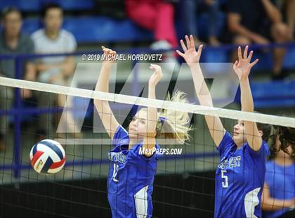 Thumbnail 1 in Flower Mound @ Plano West photogallery.