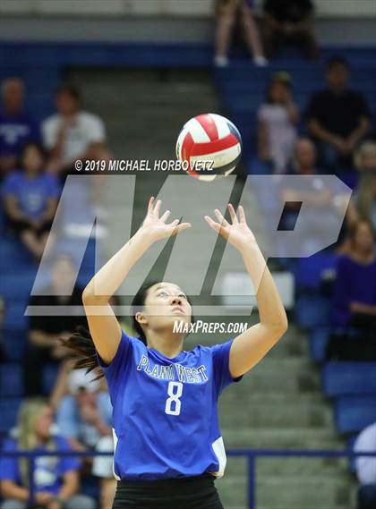 Thumbnail 3 in Flower Mound @ Plano West photogallery.