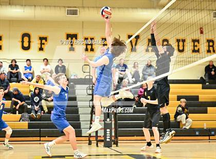 Thumbnail 3 in Grossmont @ El Capitan photogallery.