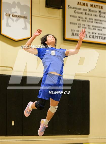 Thumbnail 2 in Grossmont @ El Capitan photogallery.