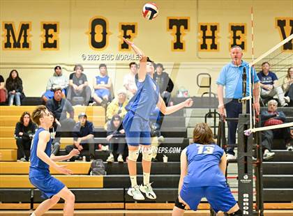 Thumbnail 3 in Grossmont @ El Capitan photogallery.