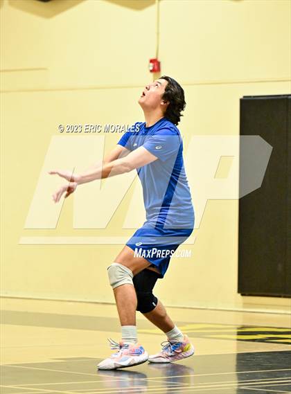 Thumbnail 1 in Grossmont @ El Capitan photogallery.