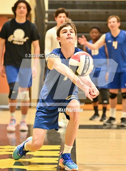 Thumbnail 2 in Grossmont @ El Capitan photogallery.