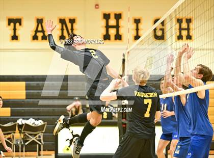 Thumbnail 1 in Grossmont @ El Capitan photogallery.
