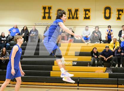 Thumbnail 3 in Grossmont @ El Capitan photogallery.