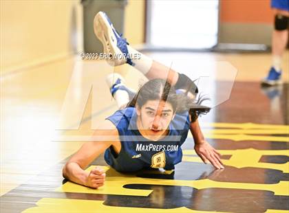 Thumbnail 1 in Grossmont @ El Capitan photogallery.