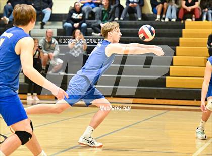 Thumbnail 2 in Grossmont @ El Capitan photogallery.