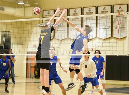 Thumbnail 3 in Grossmont @ El Capitan photogallery.
