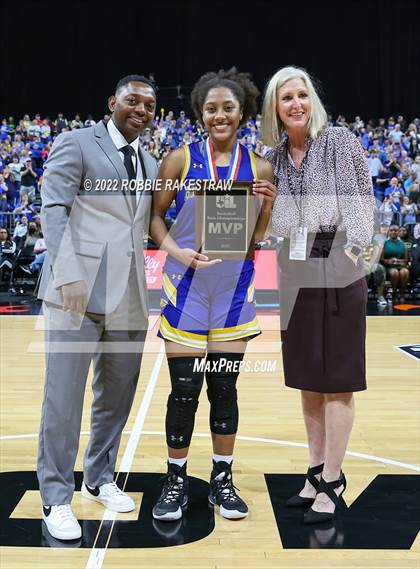 Thumbnail 3 in Hardin-Jefferson vs. Brownsboro (UIL 4A State Final) photogallery.