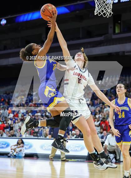 Thumbnail 2 in Hardin-Jefferson vs. Brownsboro (UIL 4A State Final) photogallery.
