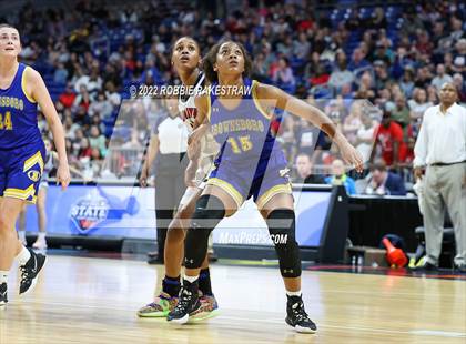 Thumbnail 3 in Hardin-Jefferson vs. Brownsboro (UIL 4A State Final) photogallery.
