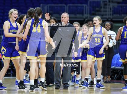 Thumbnail 1 in Hardin-Jefferson vs. Brownsboro (UIL 4A State Final) photogallery.