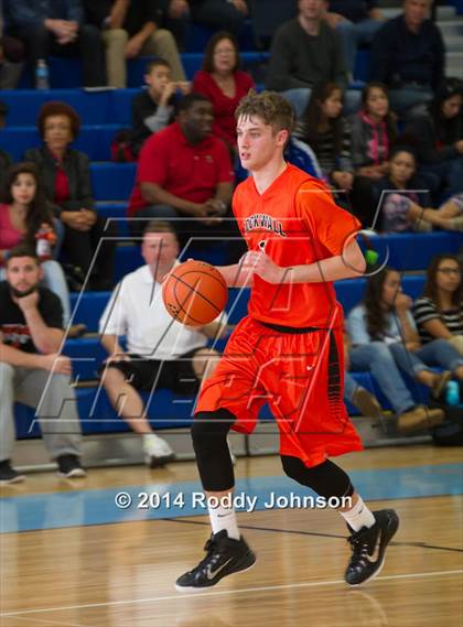 Thumbnail 2 in Rockwall vs. Kingwood (McDonald's Texas Invitational) photogallery.