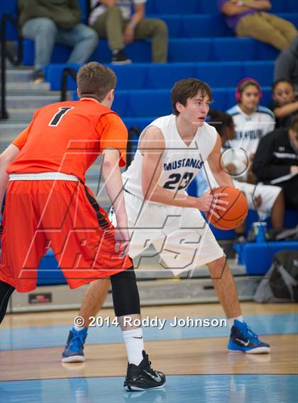 Thumbnail 2 in Rockwall vs. Kingwood (McDonald's Texas Invitational) photogallery.