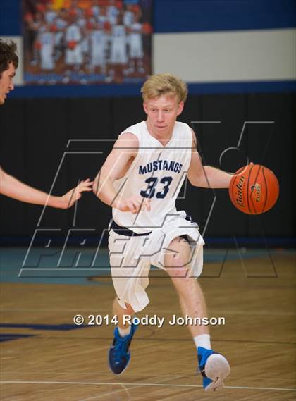 Thumbnail 2 in Rockwall vs. Kingwood (McDonald's Texas Invitational) photogallery.