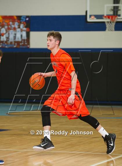 Thumbnail 2 in Rockwall vs. Kingwood (McDonald's Texas Invitational) photogallery.