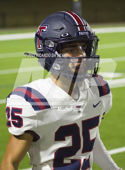 Thumbnail 2 in Tompkins vs Mayde Creek photogallery.