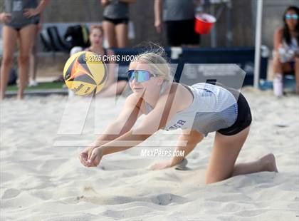 Thumbnail 2 in Salpointe Catholic vs O'Connor (CatBox Classic Beach Invitational) photogallery.