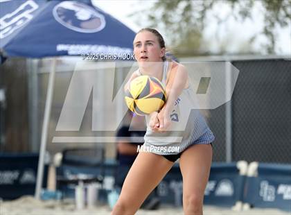 Thumbnail 3 in Salpointe Catholic vs O'Connor (CatBox Classic Beach Invitational) photogallery.