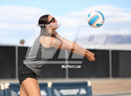 Thumbnail 1 in Salpointe Catholic vs O'Connor (CatBox Classic Beach Invitational) photogallery.