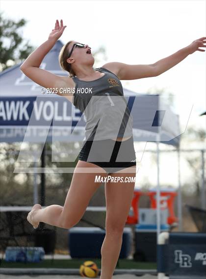 Thumbnail 2 in Salpointe Catholic vs O'Connor (CatBox Classic Beach Invitational) photogallery.