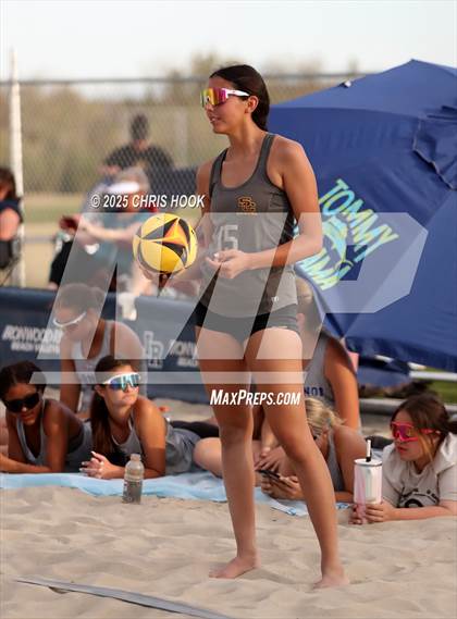 Thumbnail 1 in Salpointe Catholic vs O'Connor (CatBox Classic Beach Invitational) photogallery.