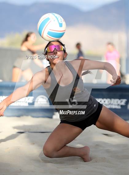 Thumbnail 2 in Salpointe Catholic vs O'Connor (CatBox Classic Beach Invitational) photogallery.