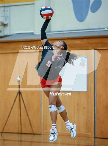 Thumbnail 3 in Harvard-Westlake @ Woodrow Wilson photogallery.