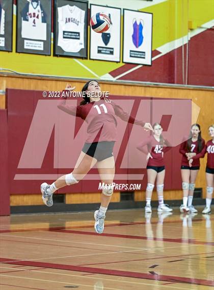 Thumbnail 1 in Harvard-Westlake @ Woodrow Wilson photogallery.
