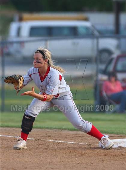 Thumbnail 1 in Collierville vs. Brighton (Region 7AAA Final) photogallery.