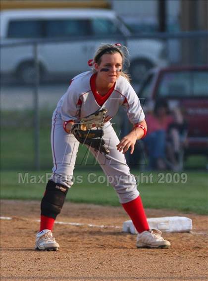 Thumbnail 3 in Collierville vs. Brighton (Region 7AAA Final) photogallery.