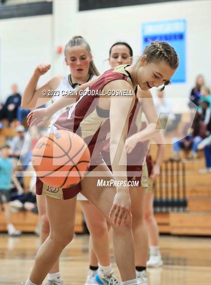 Thumbnail 2 in Dixon @ Croatan photogallery.