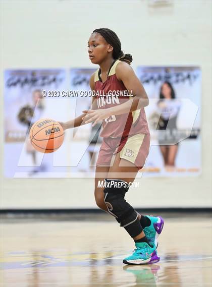 Thumbnail 2 in Dixon @ Croatan photogallery.