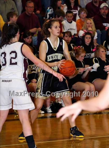 Thumbnail 1 in Keystone vs. Cranberry Area (PIAA District 9 AA Semifinals) photogallery.