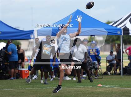 Thumbnail 2 in Decatur vs Yoakum (Texas State 7 on 7 Tournament) photogallery.