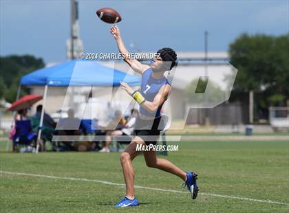 Thumbnail 3 in Decatur vs Yoakum (Texas State 7 on 7 Tournament) photogallery.