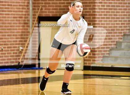 Thumbnail 3 in Crandall vs. Greenville photogallery.