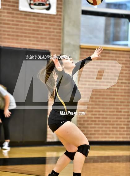 Thumbnail 2 in Crandall vs. Greenville photogallery.