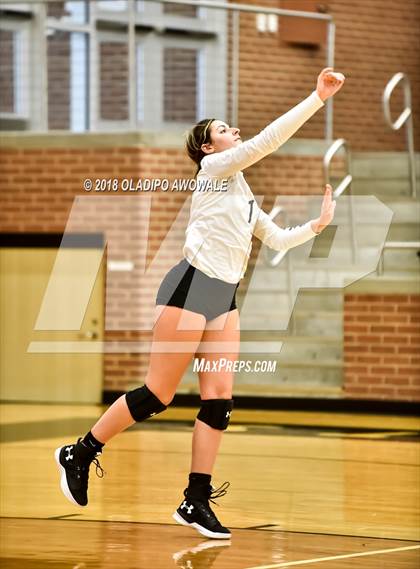 Thumbnail 3 in Crandall vs. Greenville photogallery.