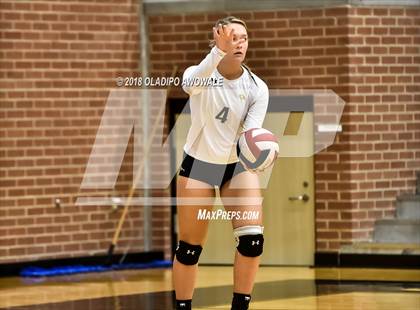 Thumbnail 2 in Crandall vs. Greenville photogallery.