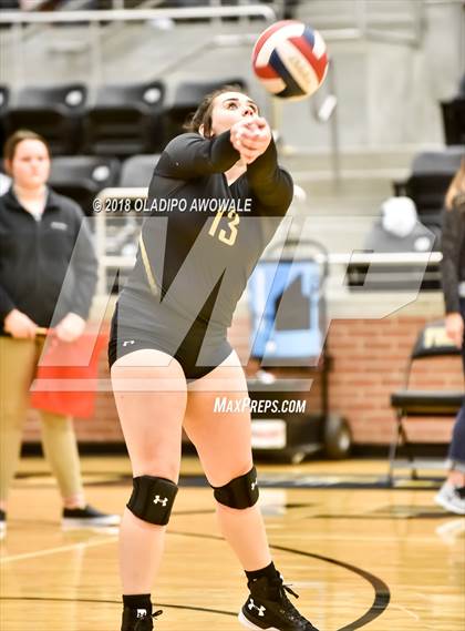 Thumbnail 3 in Crandall vs. Greenville photogallery.