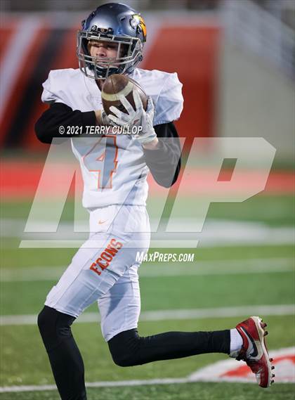 Thumbnail 3 in Skyridge vs. Lone Peak (UHSAA 6A Semifinal) photogallery.