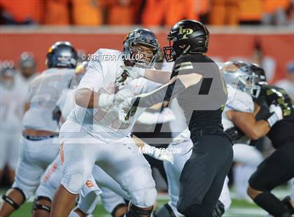 Thumbnail 2 in Skyridge vs. Lone Peak (UHSAA 6A Semifinal) photogallery.