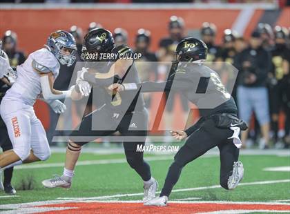 Thumbnail 2 in Skyridge vs. Lone Peak (UHSAA 6A Semifinal) photogallery.