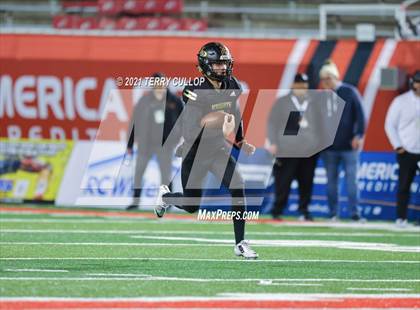 Thumbnail 1 in Skyridge vs. Lone Peak (UHSAA 6A Semifinal) photogallery.