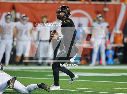Thumbnail 1 in Skyridge vs. Lone Peak (UHSAA 6A Semifinal) photogallery.