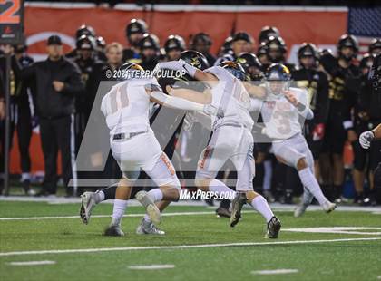 Thumbnail 2 in Skyridge vs. Lone Peak (UHSAA 6A Semifinal) photogallery.