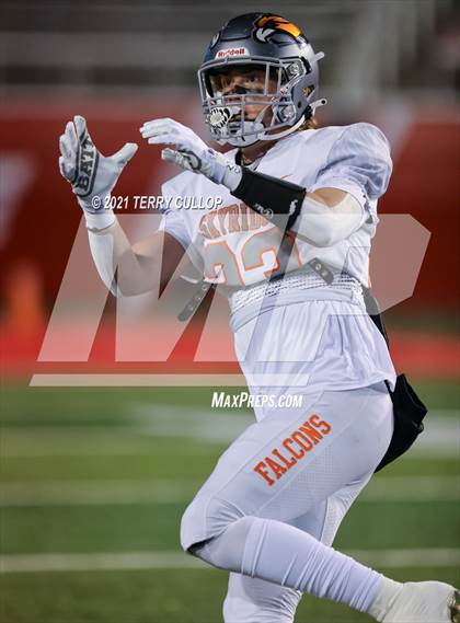 Thumbnail 3 in Skyridge vs. Lone Peak (UHSAA 6A Semifinal) photogallery.